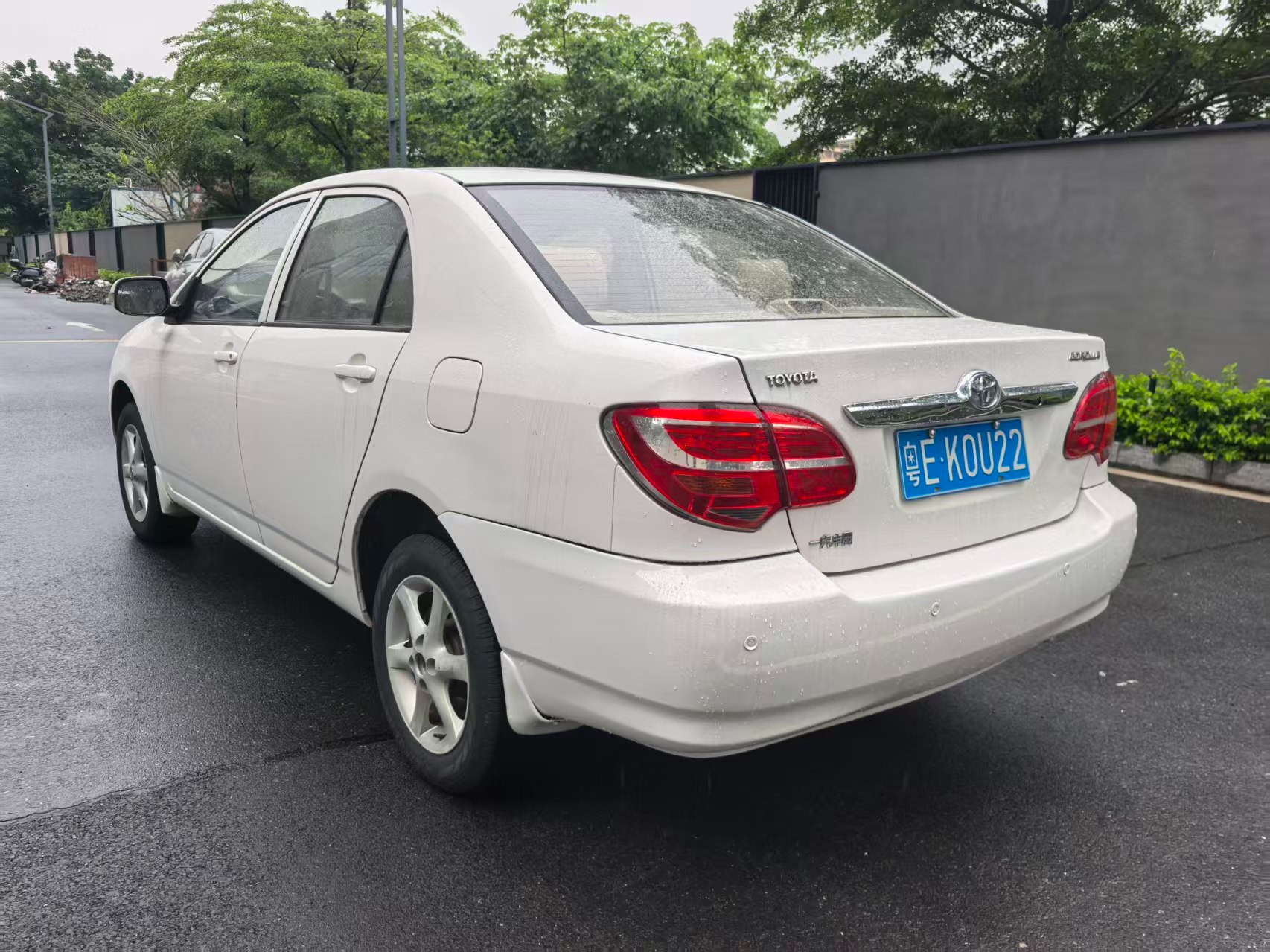2013  Toyota       Corolla