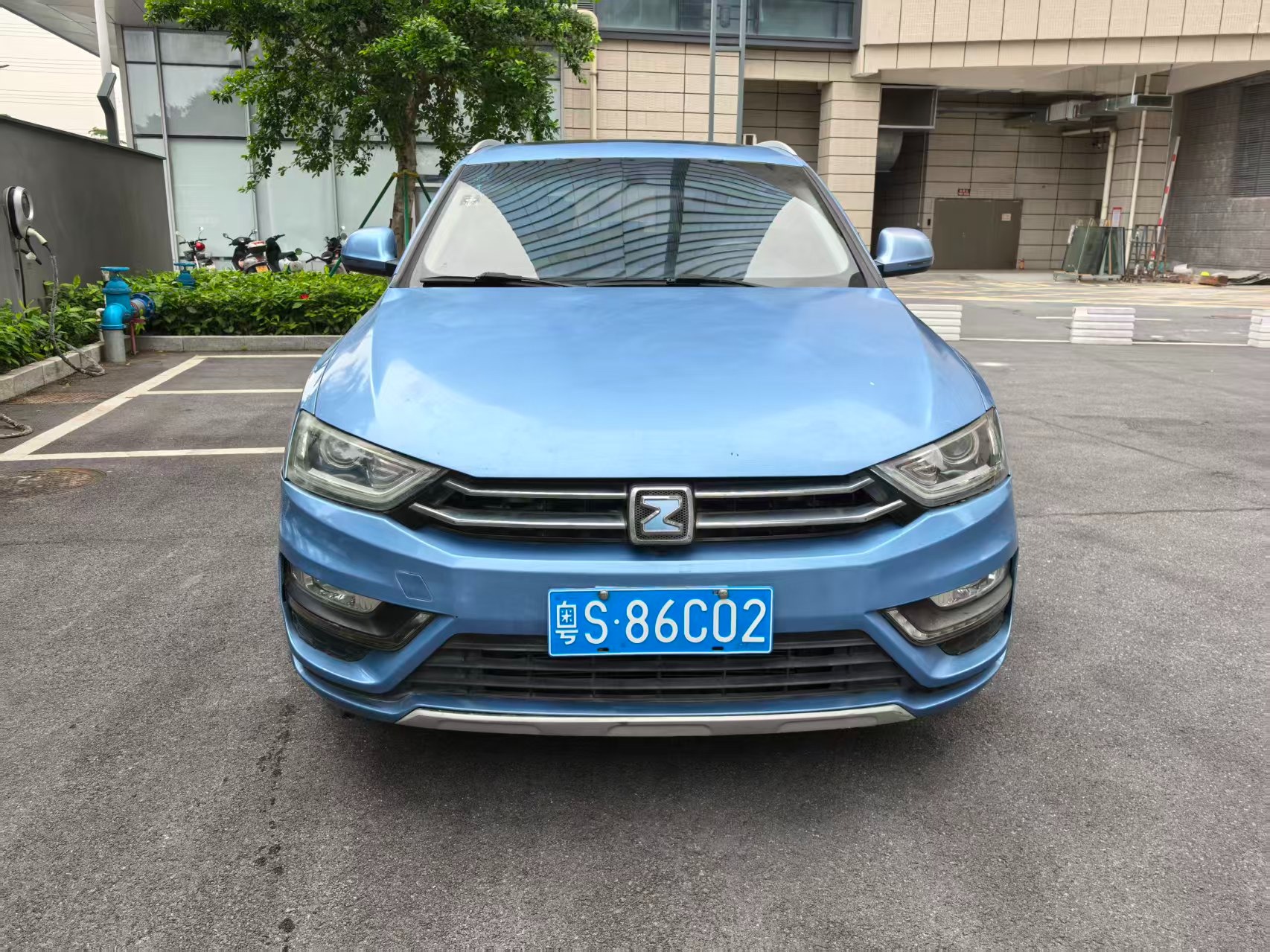 2016  Zotye     SR7