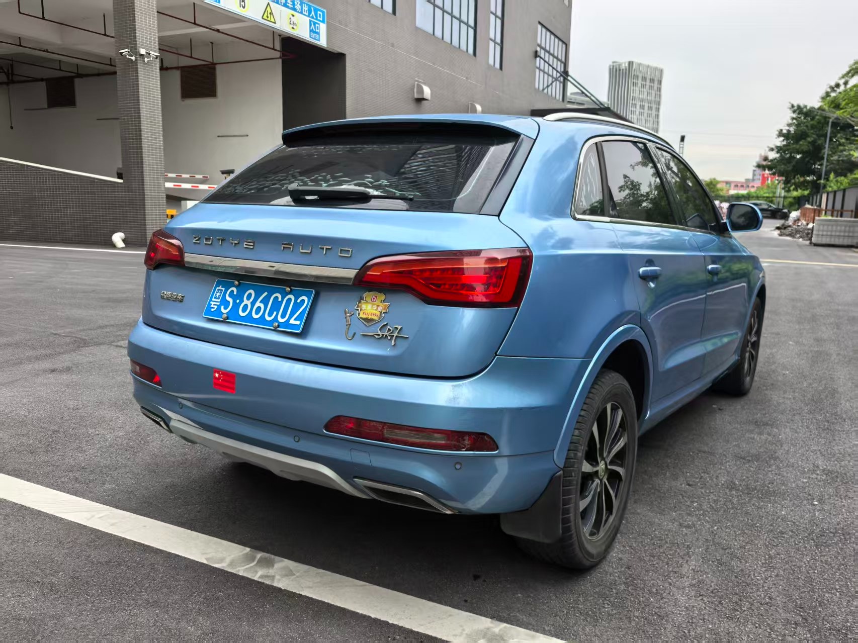 2016  Zotye     SR7
