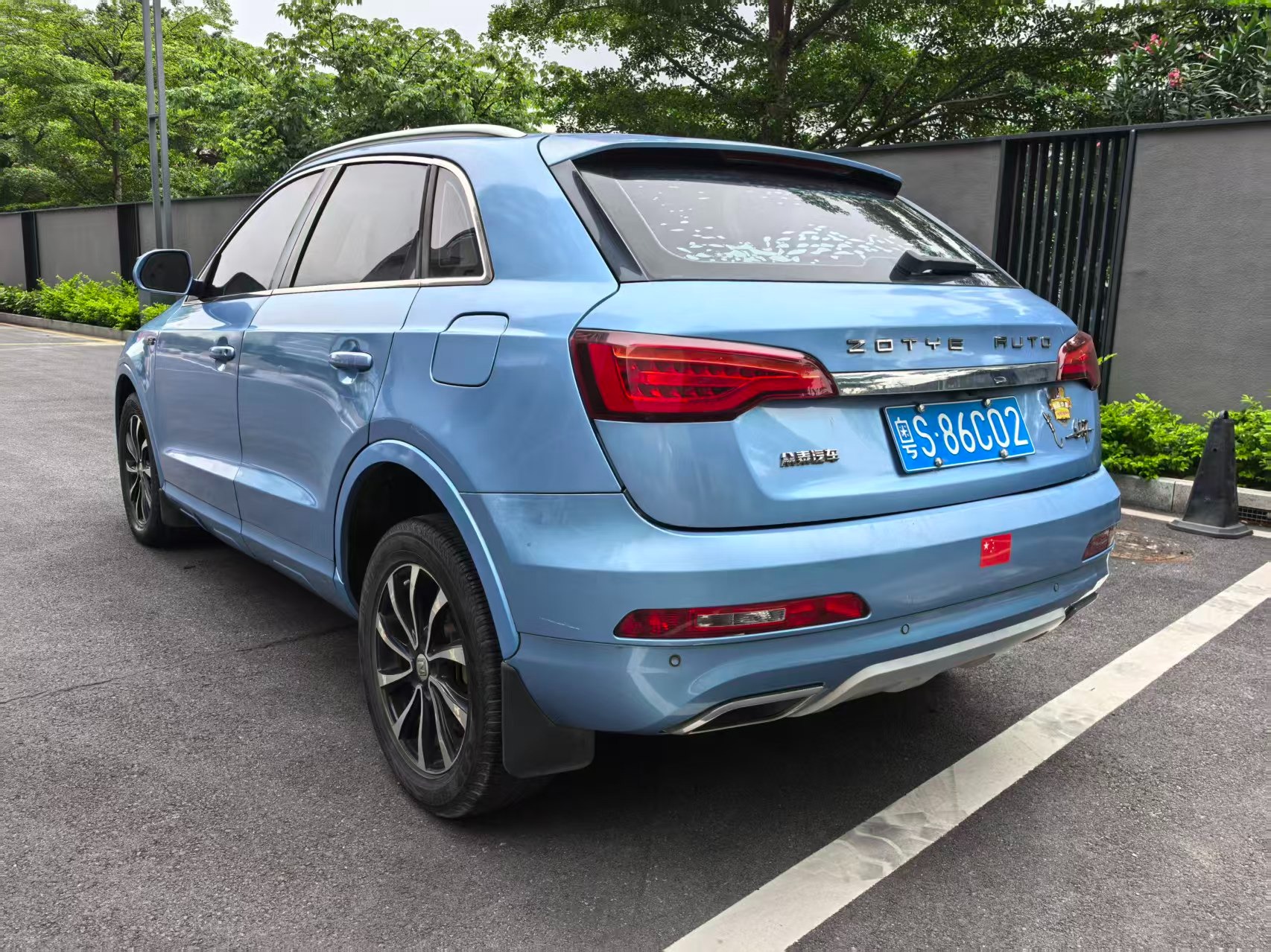 2016  Zotye     SR7