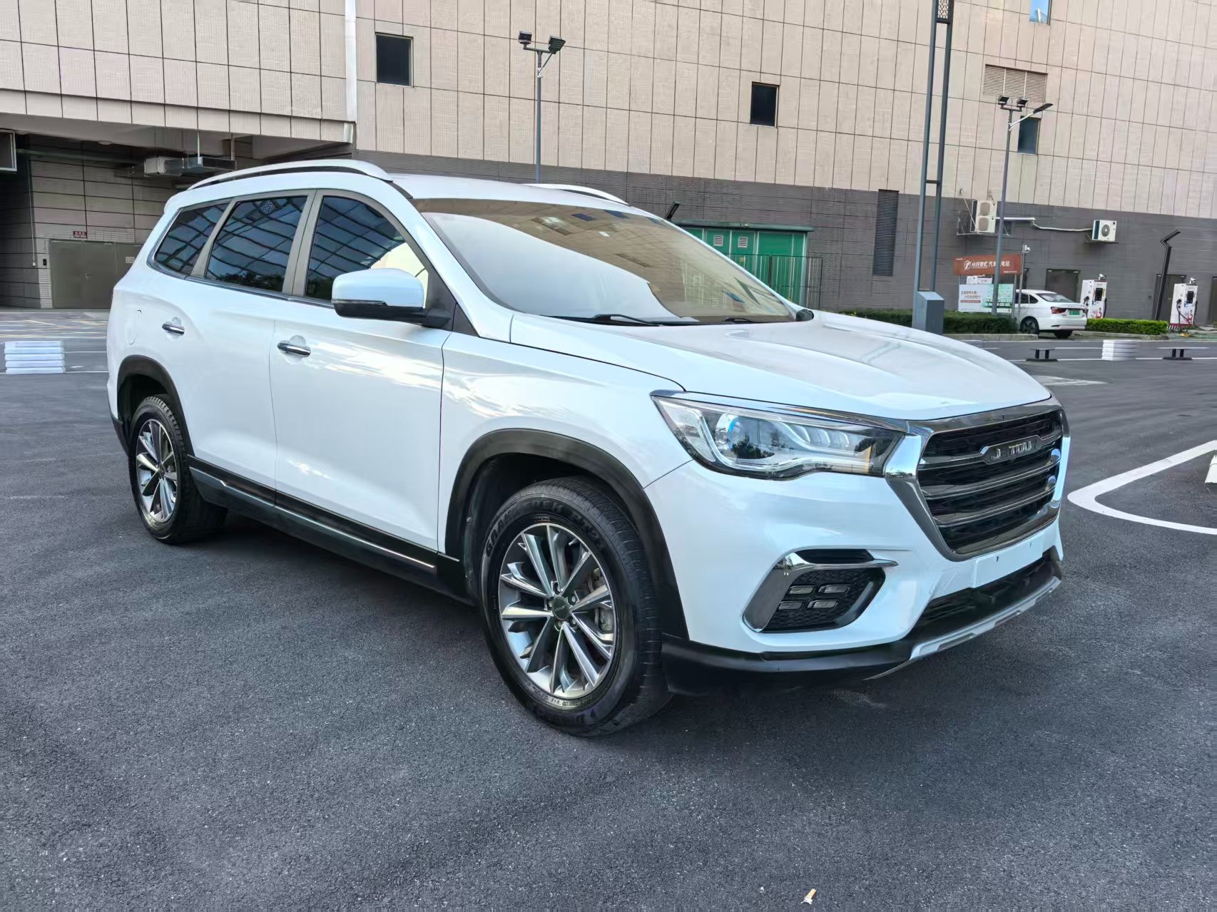 2019 JETOUR x90