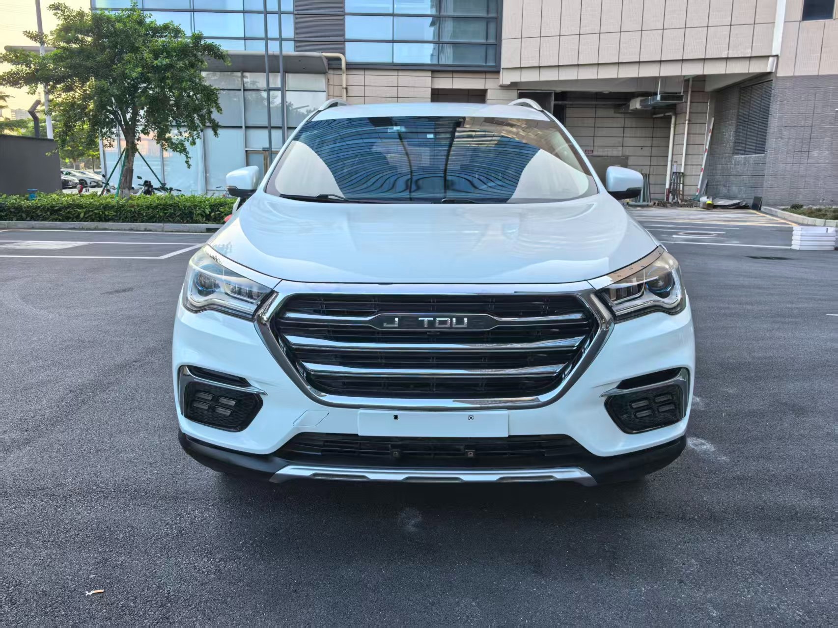 2019 JETOUR x90
