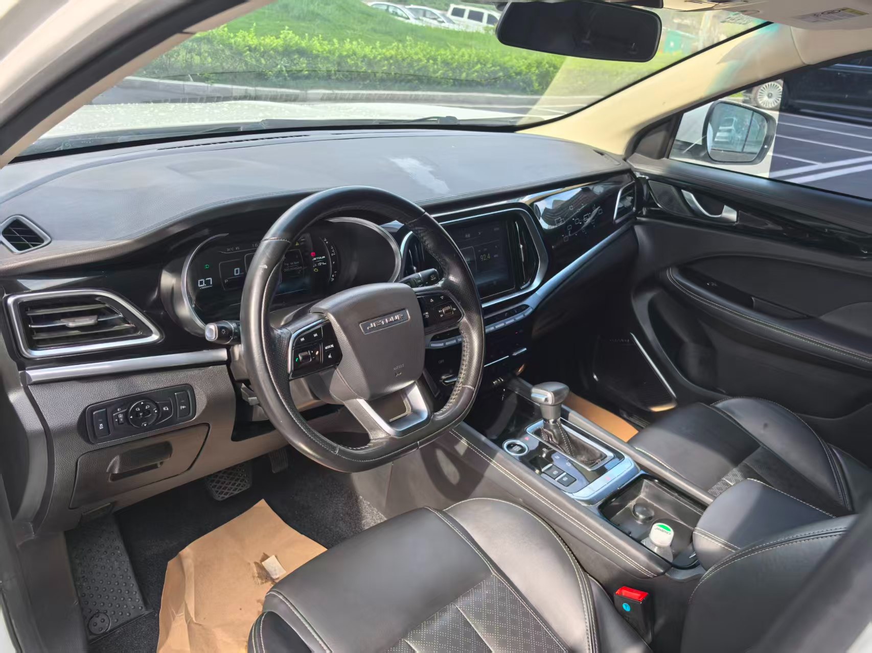 2019 JETOUR x90
