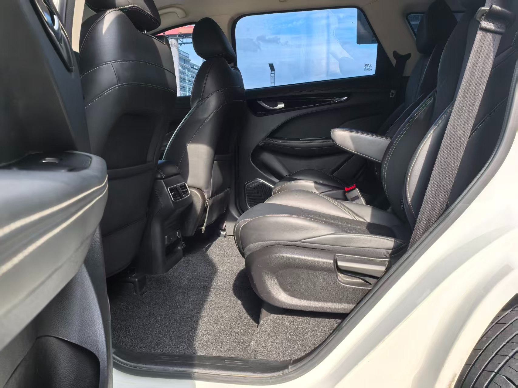 2019 JETOUR x90