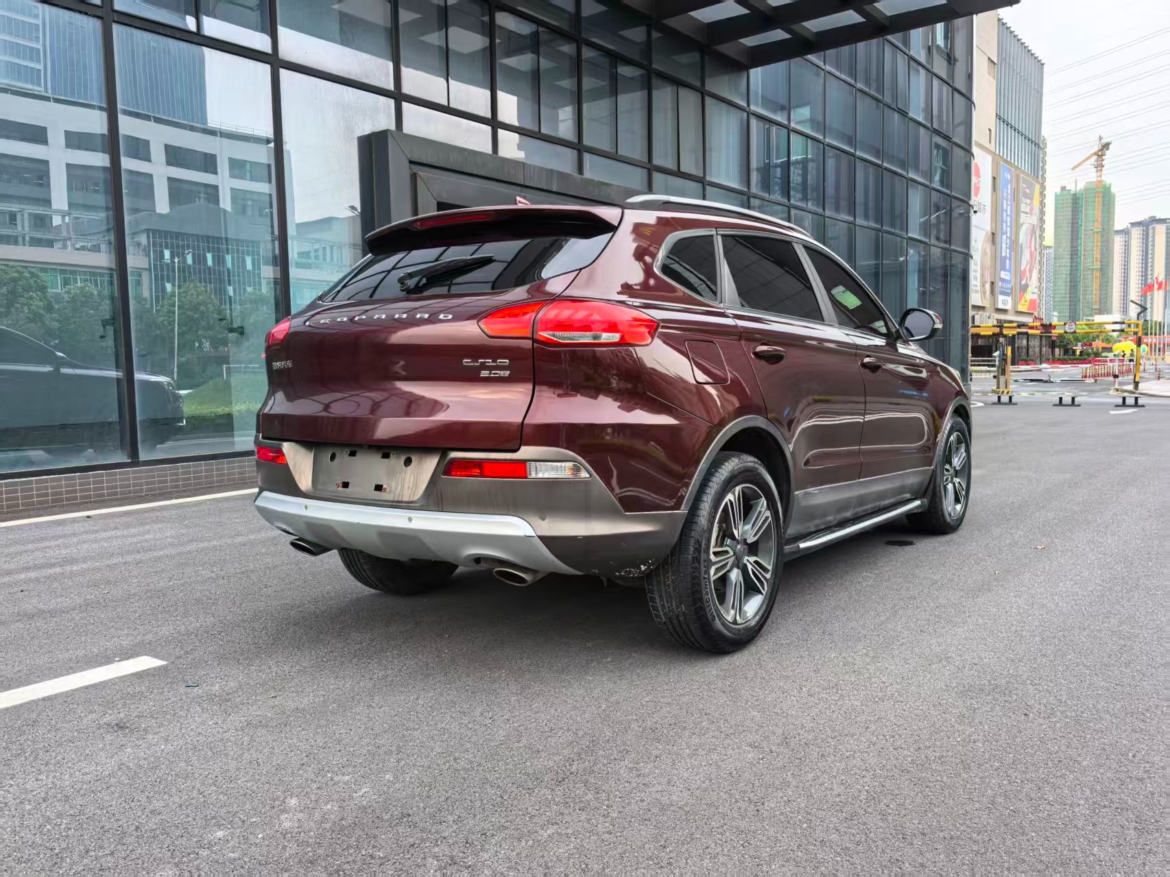 2016 Leopaard CS10