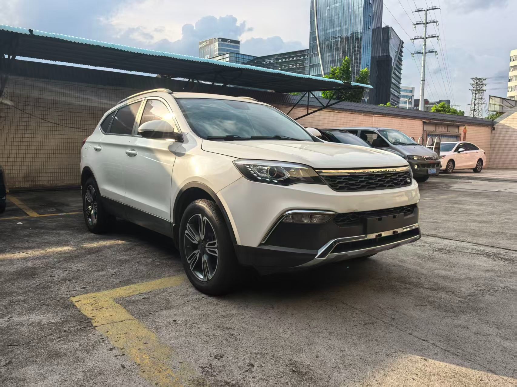 2017 Leopaard CS10