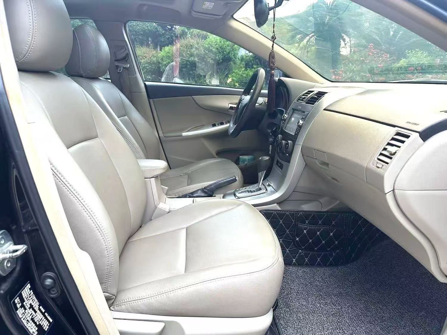 2013 Toyota  Corolla