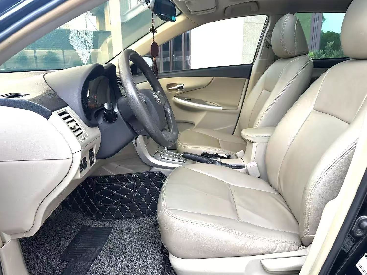 2013 Toyota  Corolla