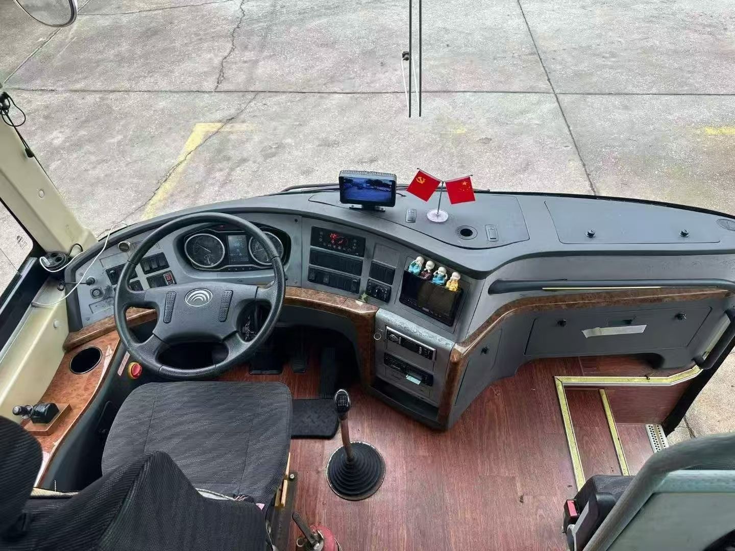 2016 YuTong bus