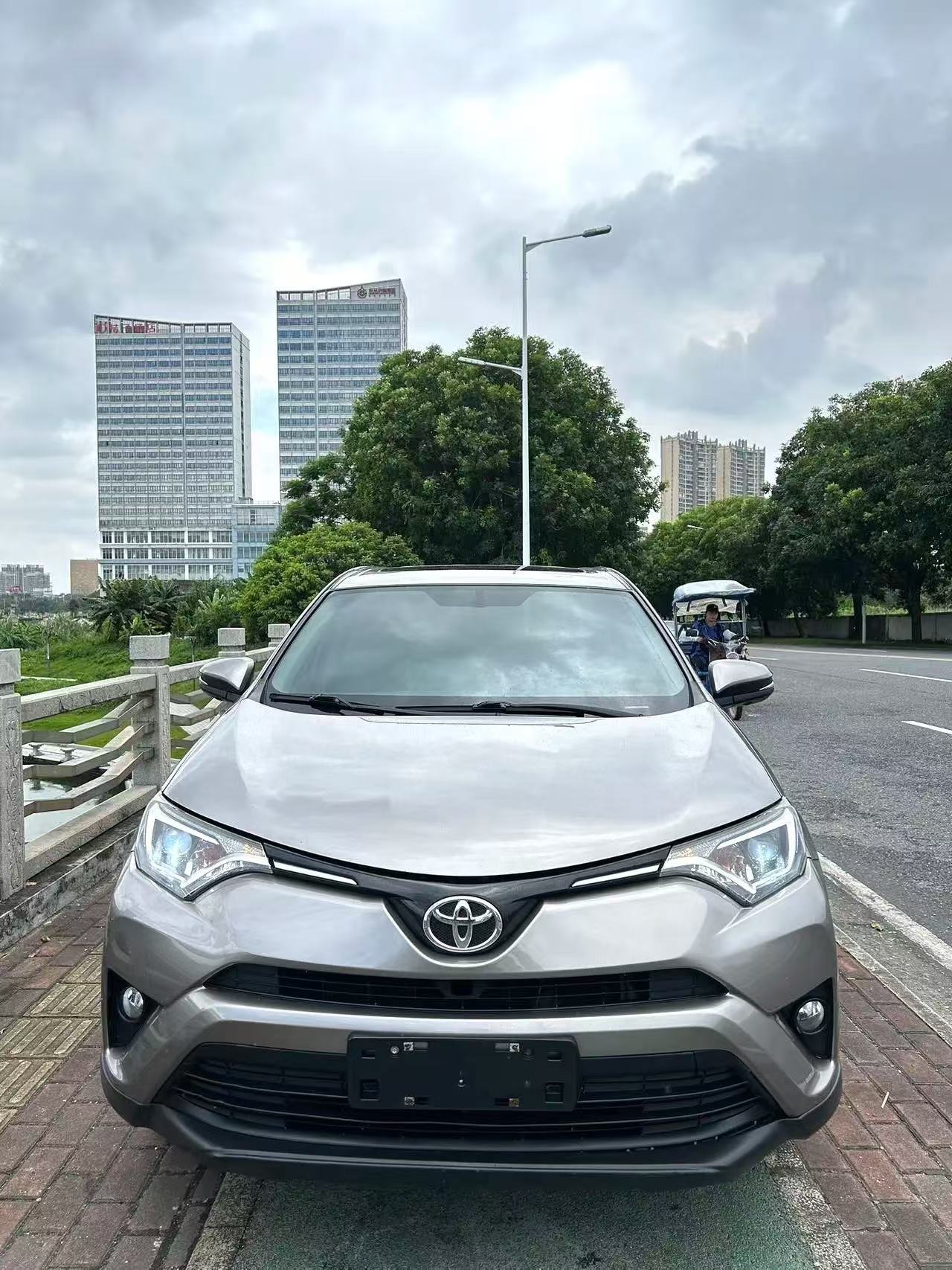 2017 Toyota RAV4