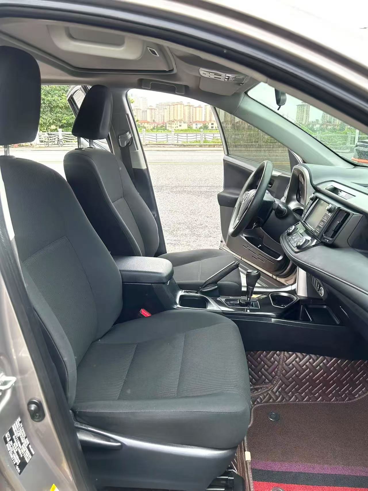 2017 Toyota RAV4