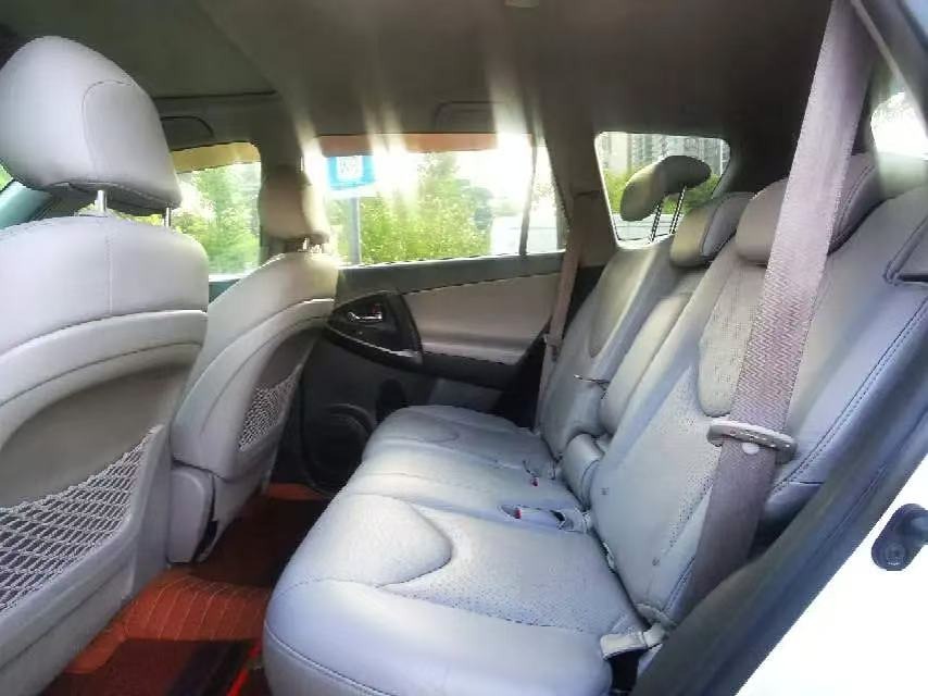 2009 Toyota RAV4