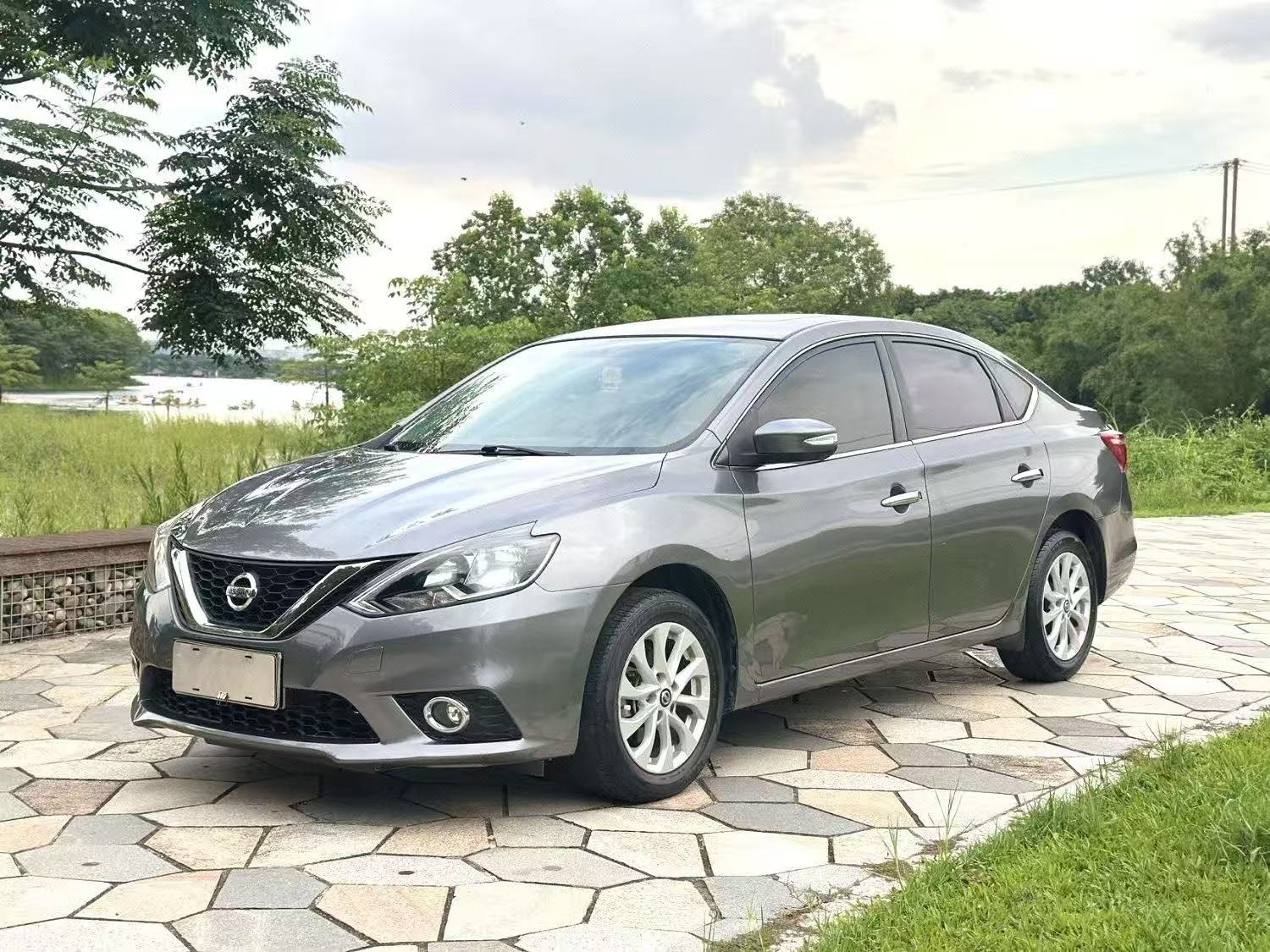2016 NISSAN Sylphy