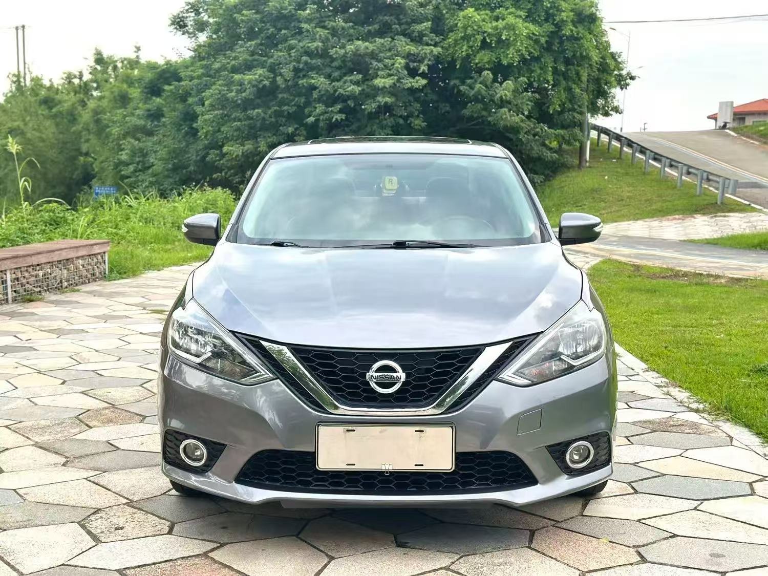 2016 NISSAN Sylphy