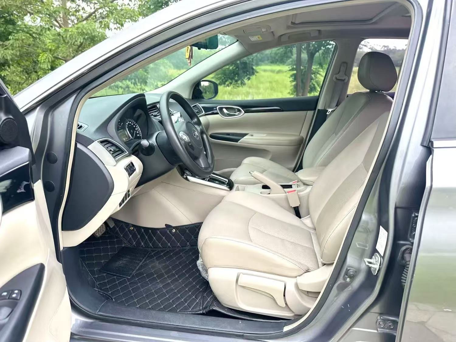2016 NISSAN Sylphy